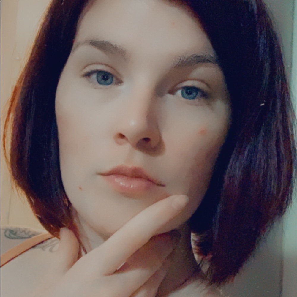 Meet your Posher, Katelynn